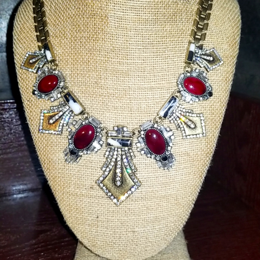 Chloe+Isabel Cafe Society statement necklace